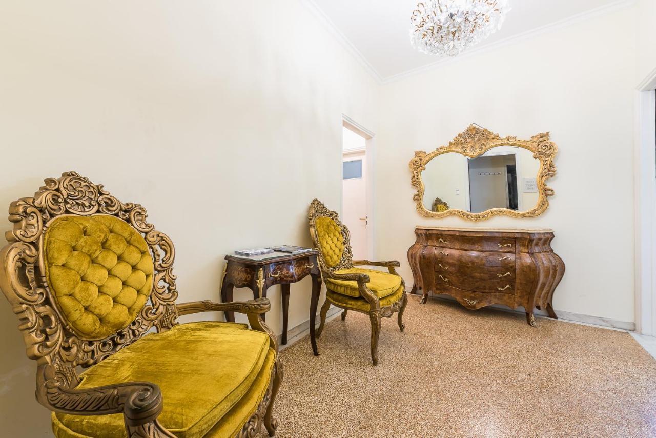 Victoria Queens Palace Apartments Athens Exterior photo